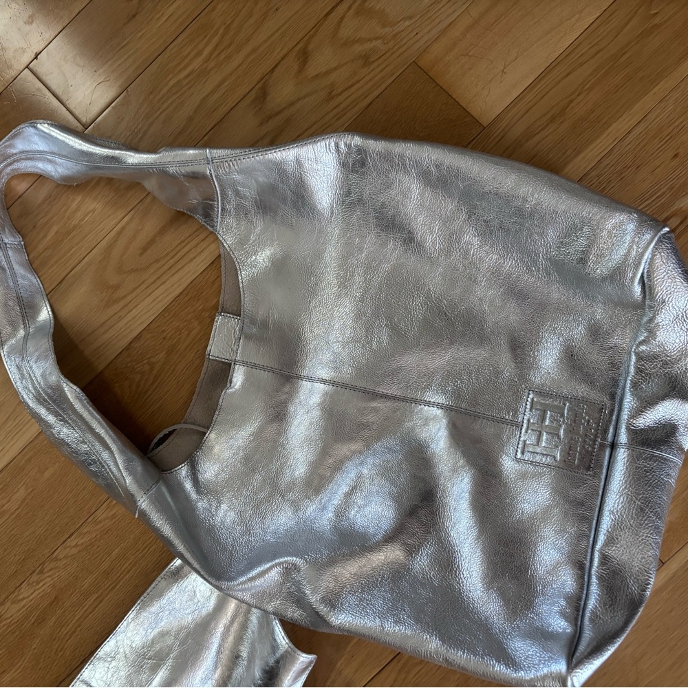 Leather Festival Metallic Large Hobo With Pouch - Picture 4 of 6